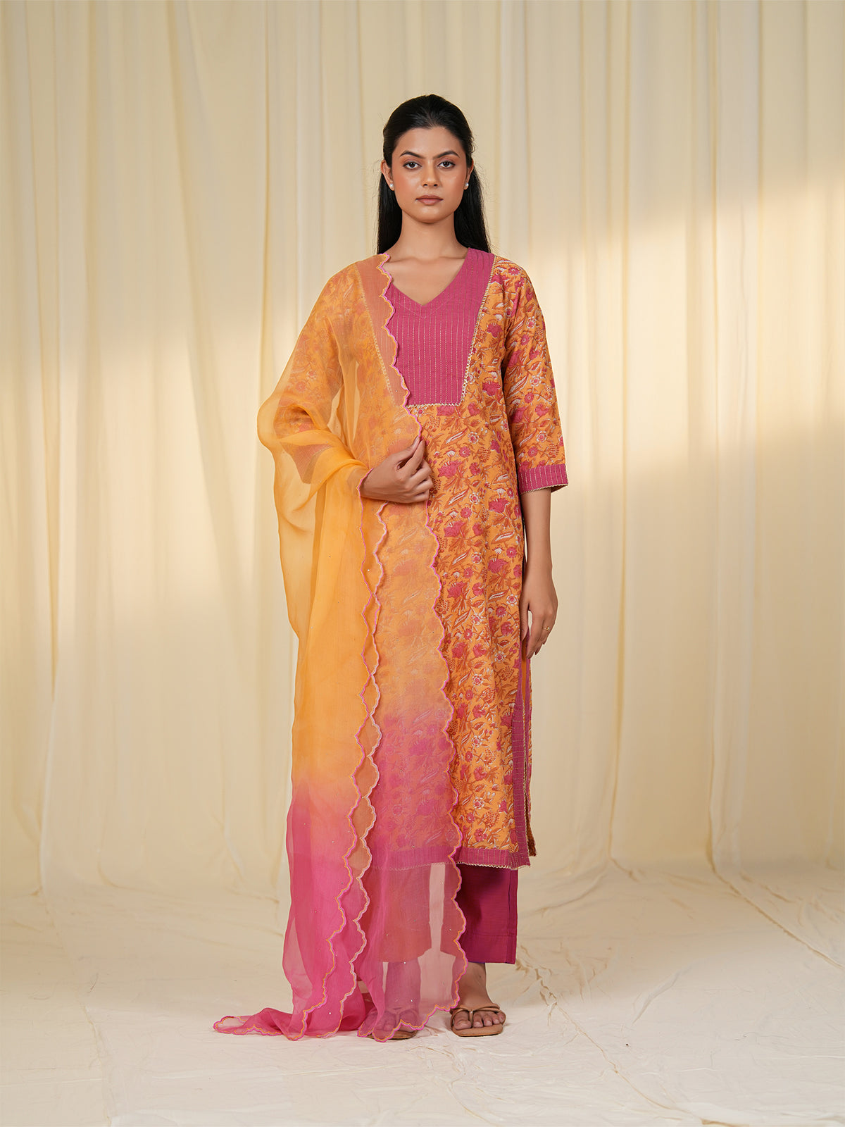Sada Suhagan Cosmos Valley Organza Dupatta