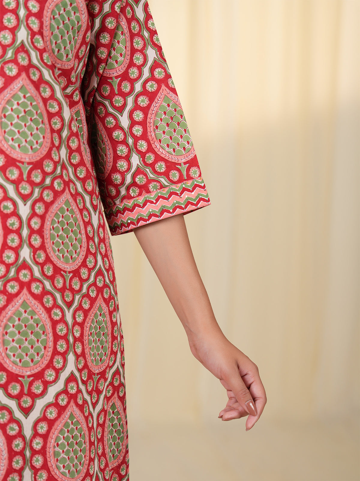 Sada Suhagan Paan Cotton Kurta