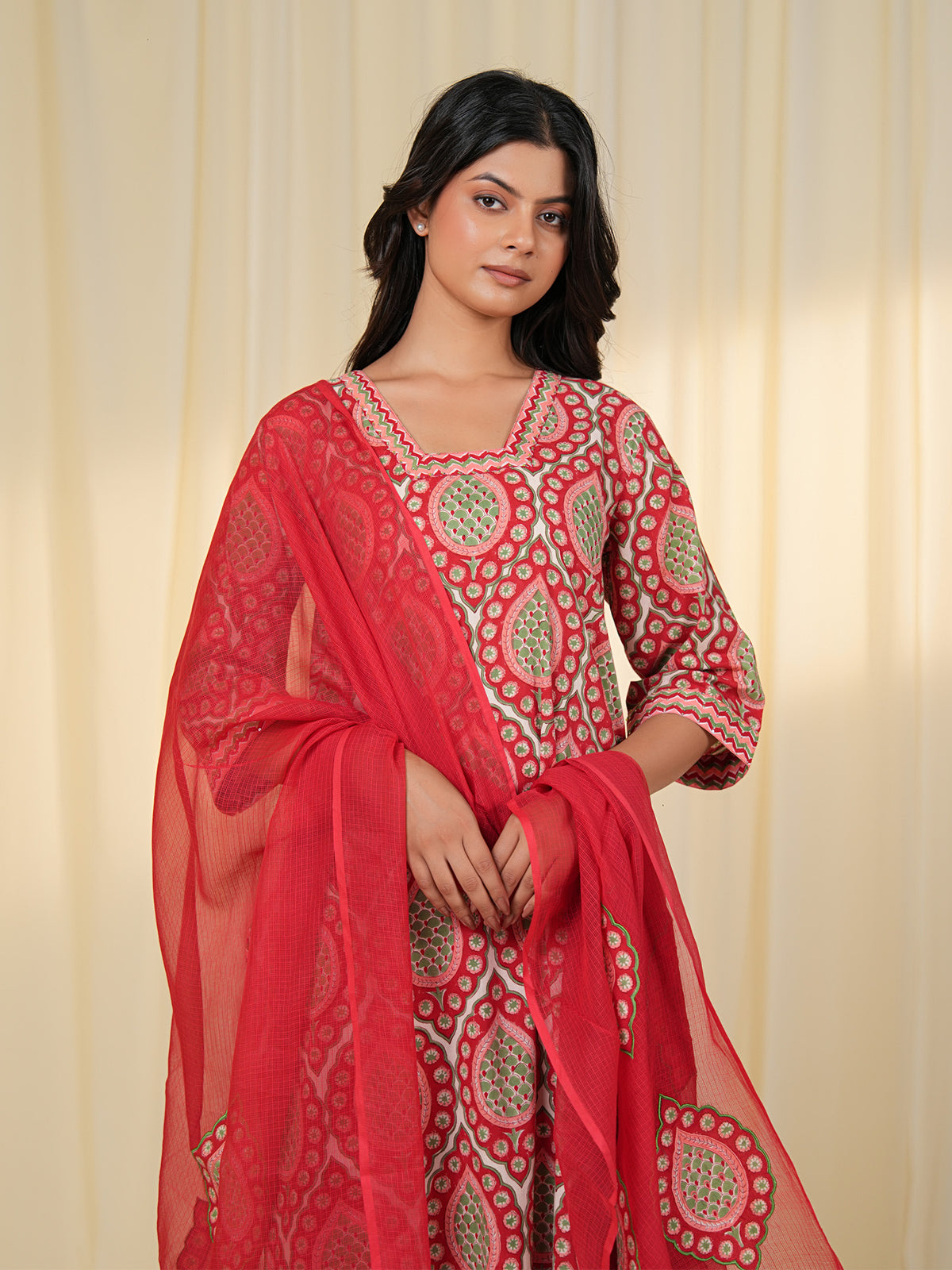 Sada Suhagan Paan Kota Dupatta
