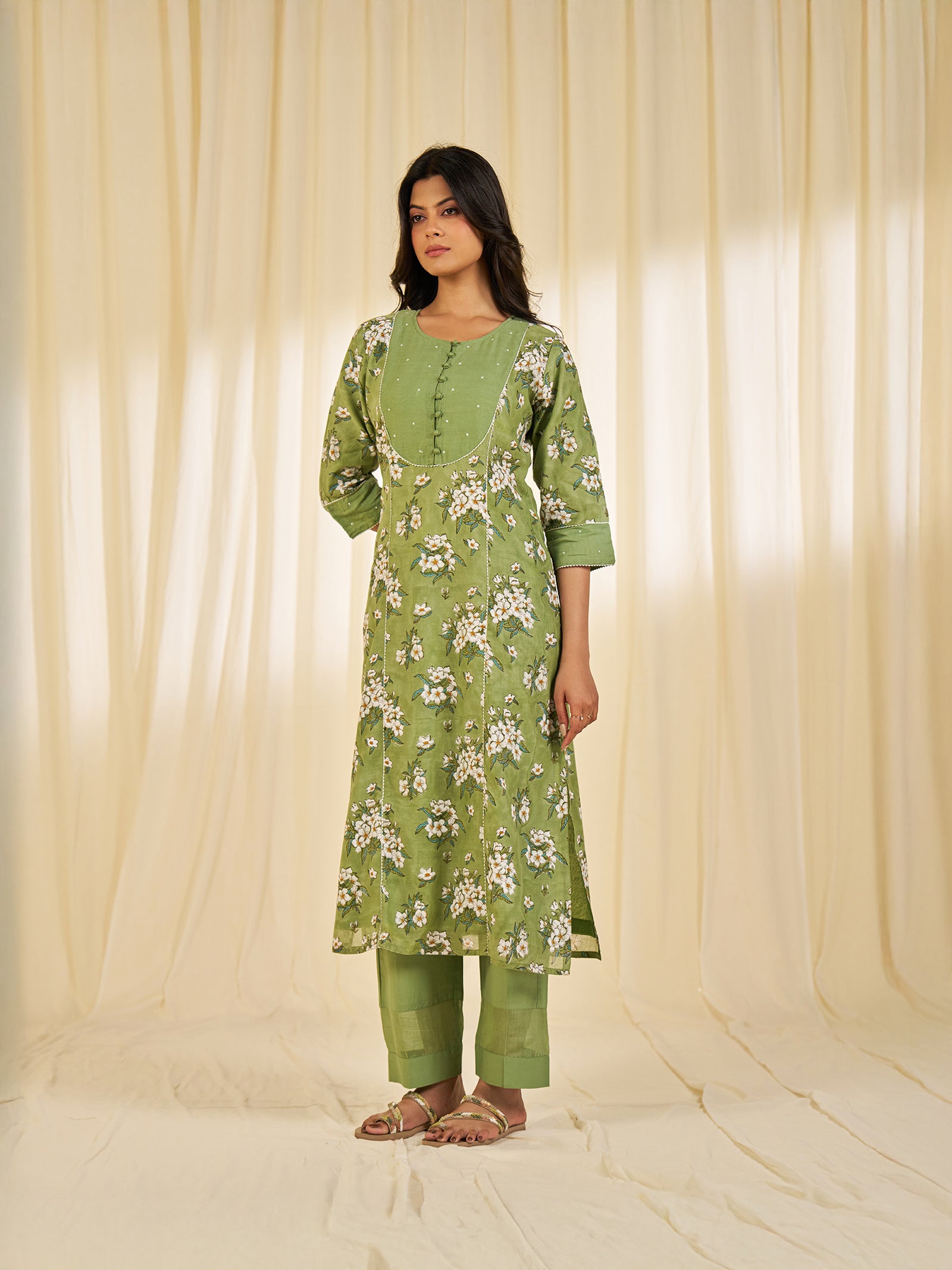 Sadabahar Chanderi Kurta