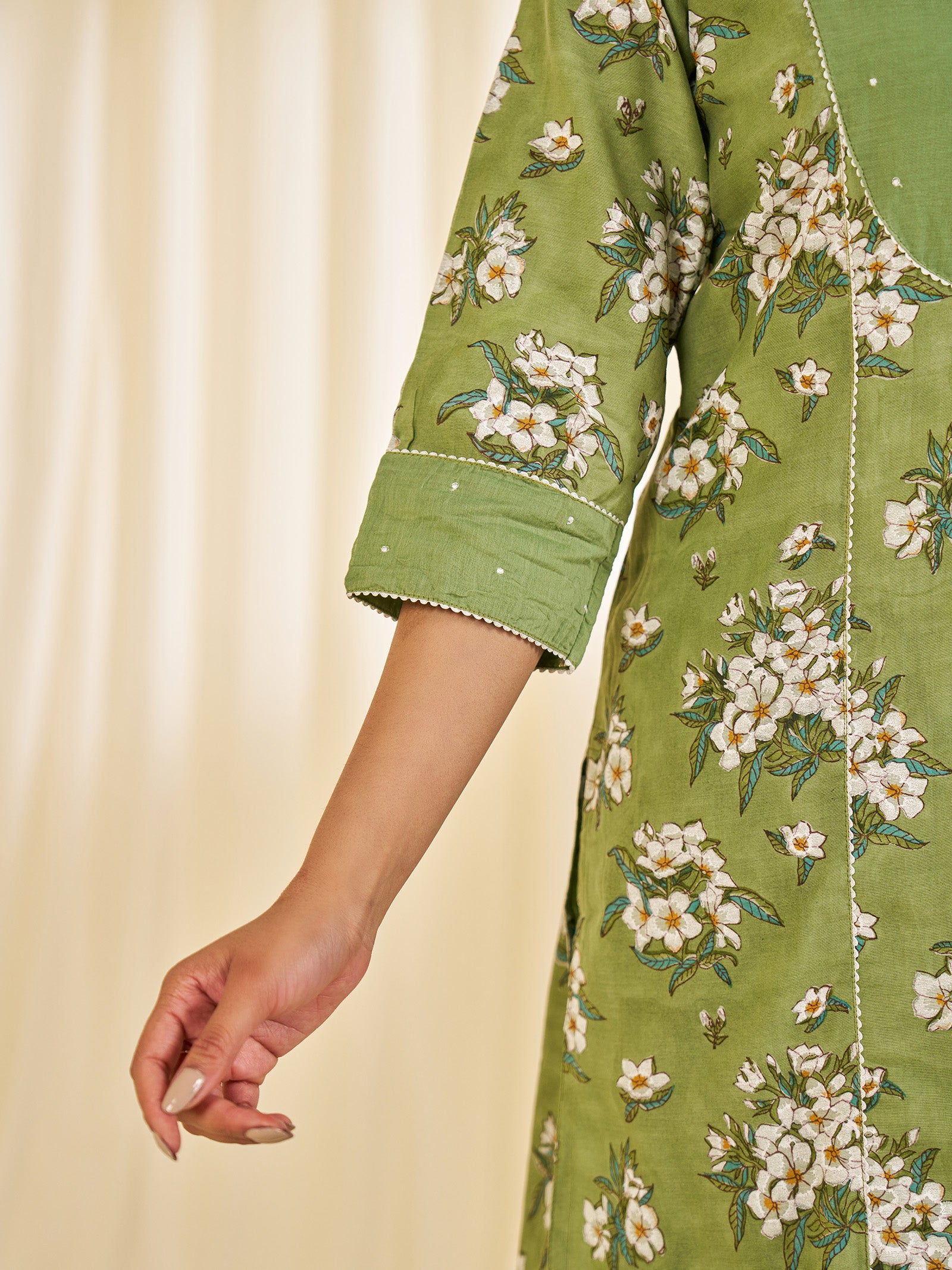 Sadabahar Chanderi Kurta