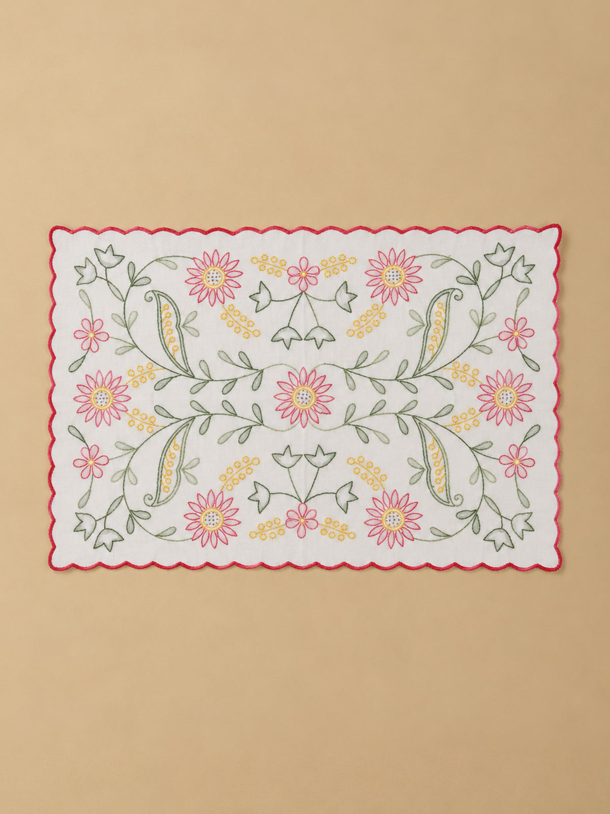 Shadow Emb. Blush (Runner & 6 Mats)