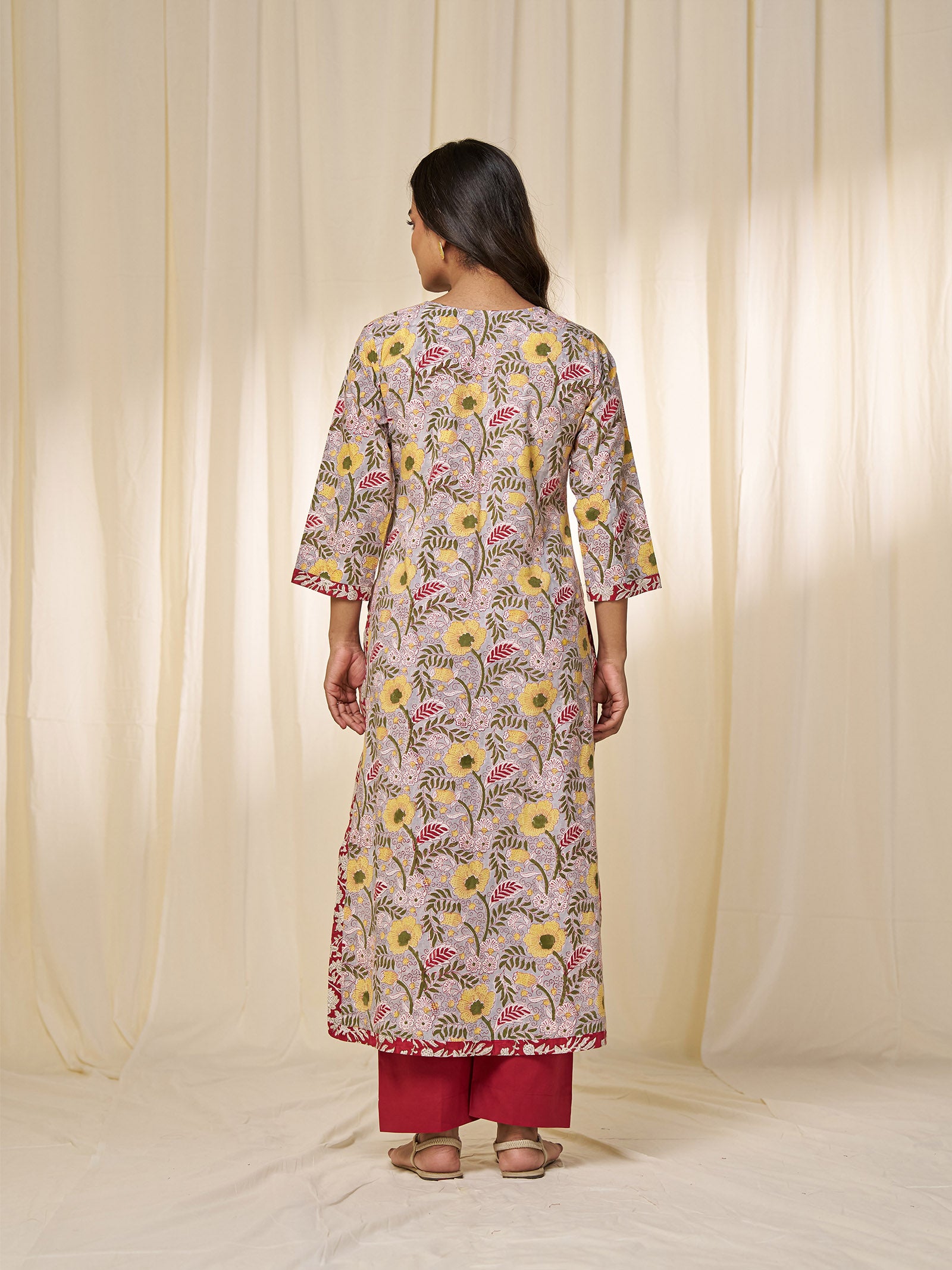 Surajmukhi Cotton Kurta