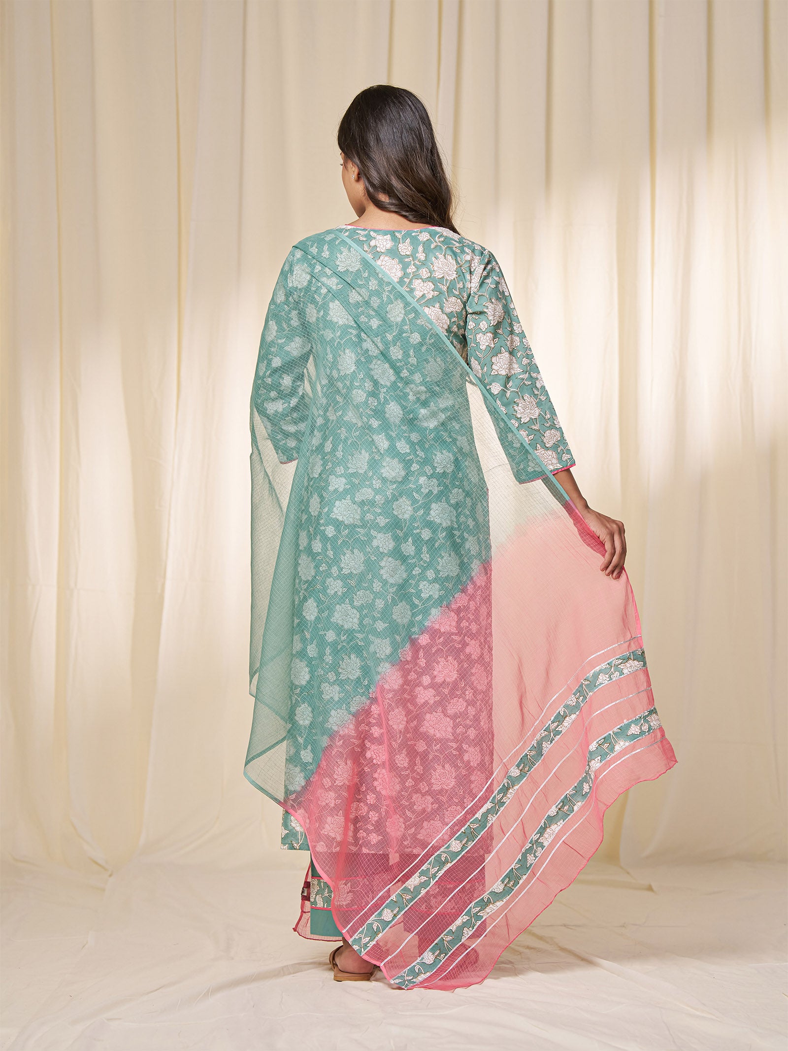 Tulsi Kota Dupatta