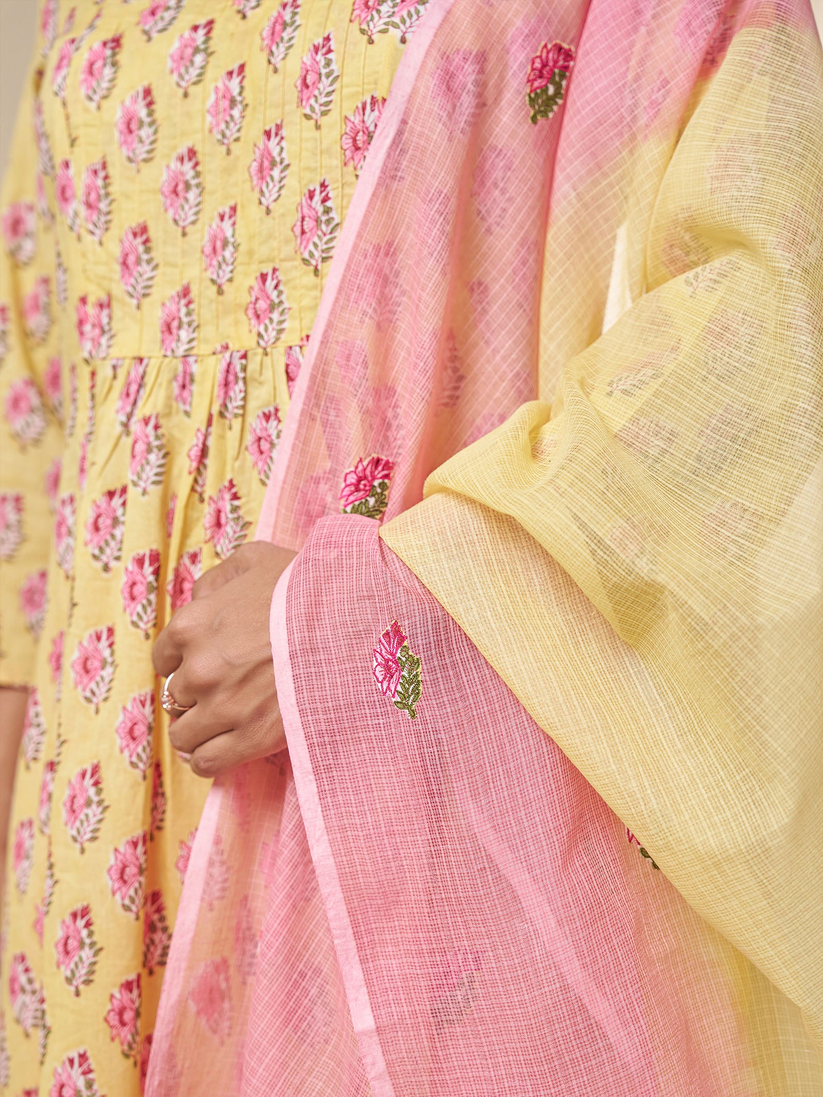 Fiji Island Kota Dupatta