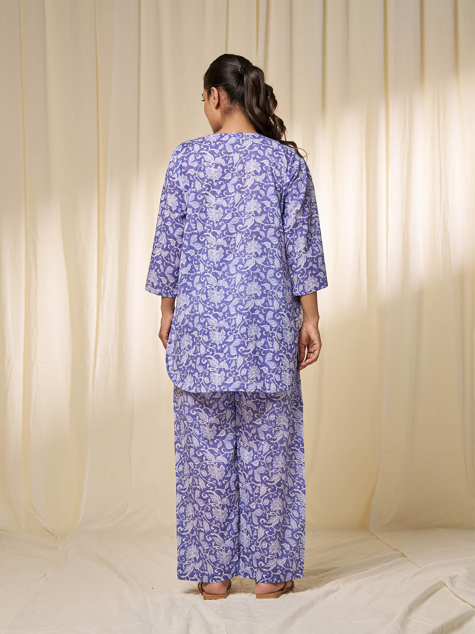 Sleepy Grape Voile Night Suit
