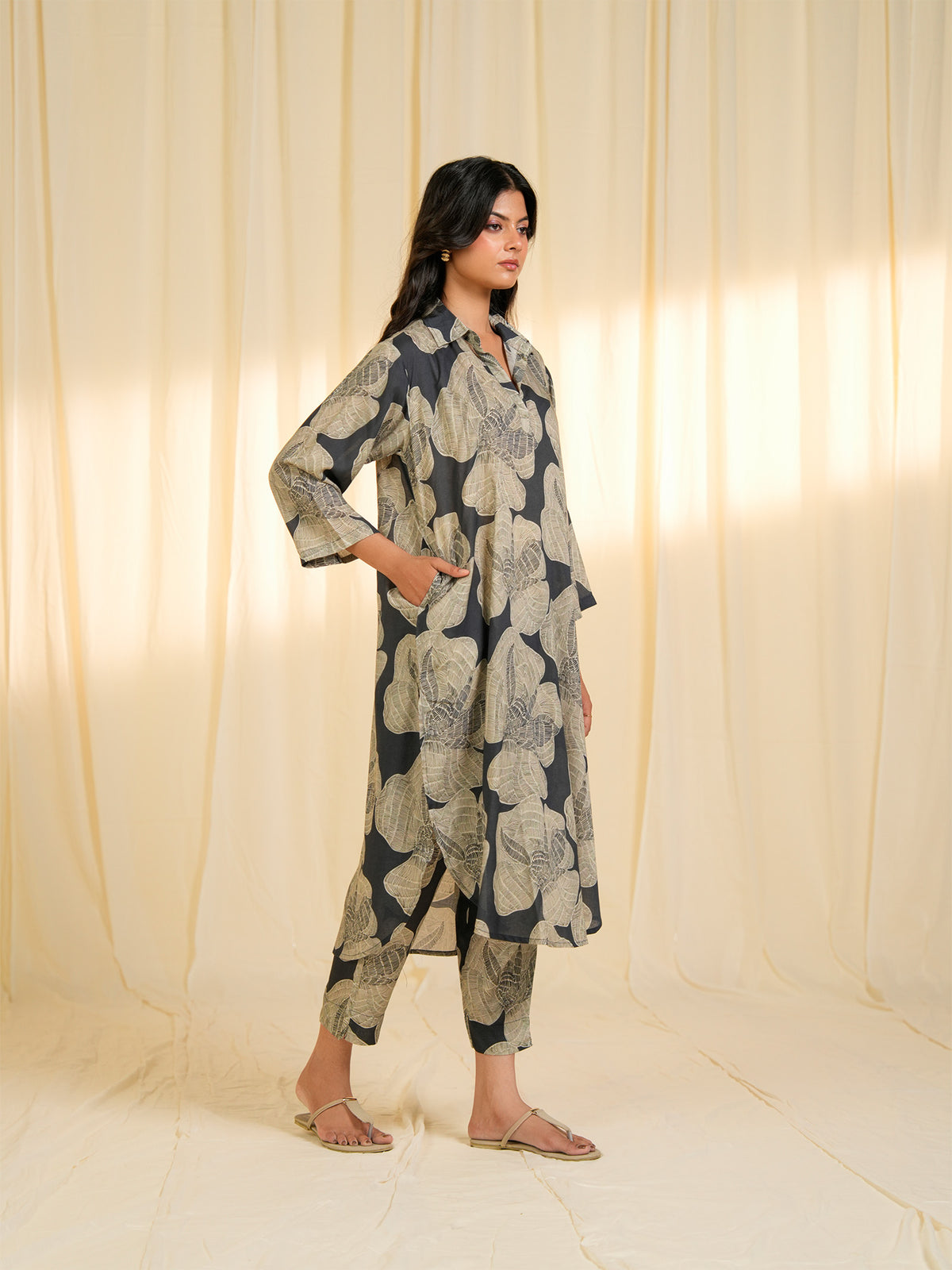 Sketchy Florals Viscose Silk Kurta