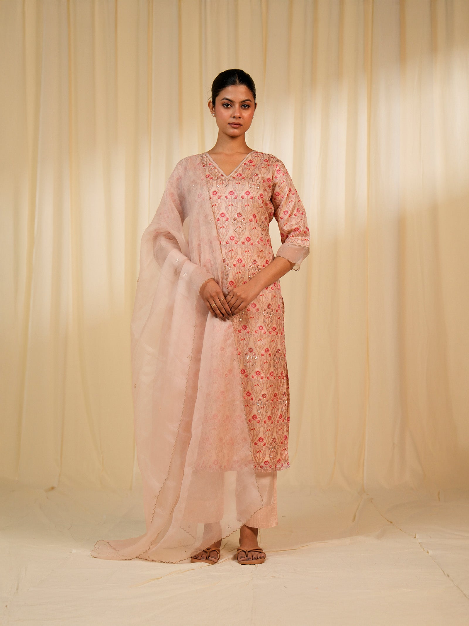 Sunhera Gulab Tussar Silk Kurta