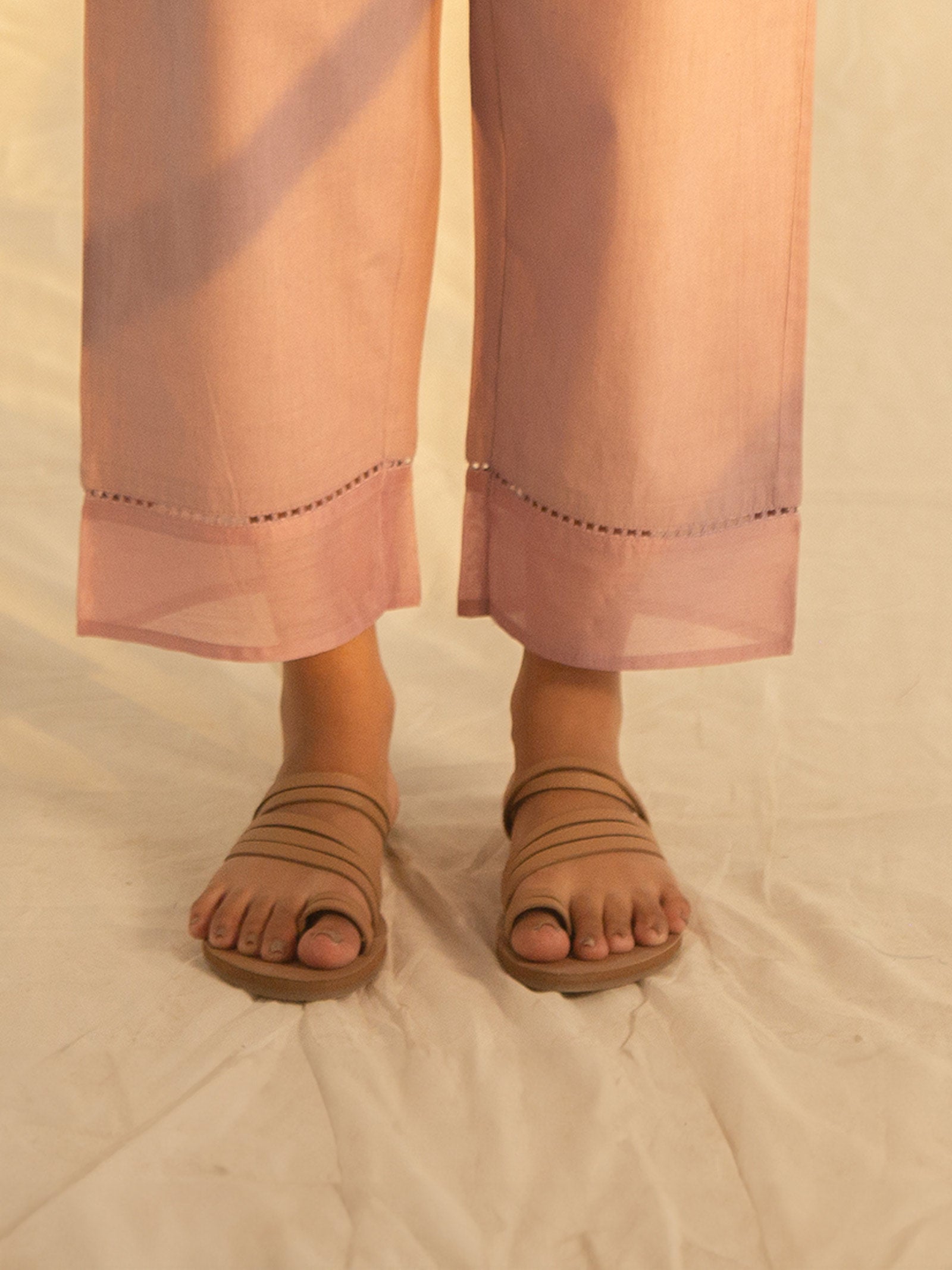 Mauve Chantilly Cotton Straight Pant