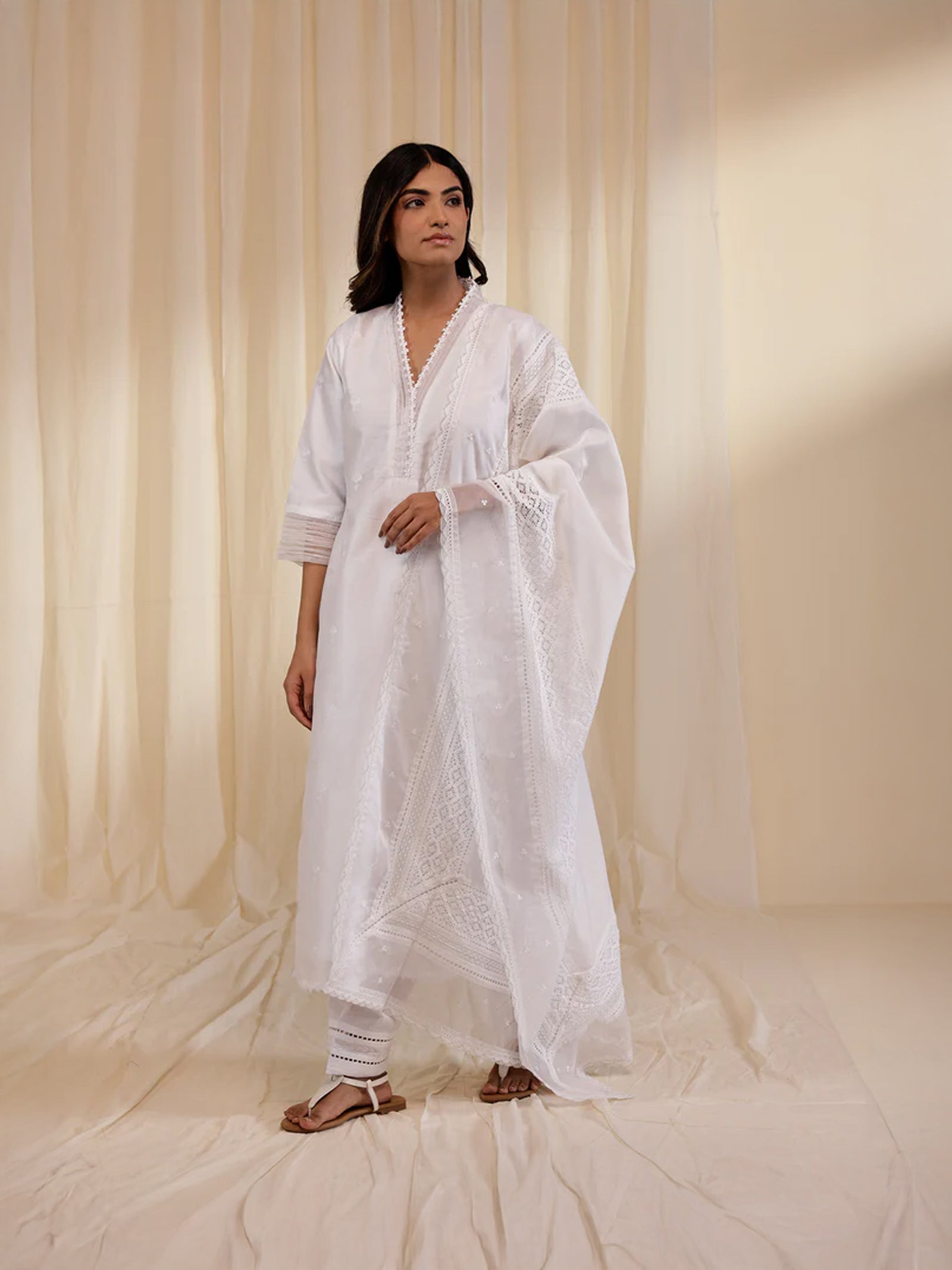 White Wash Exotic Lace Chanderi Dupatta