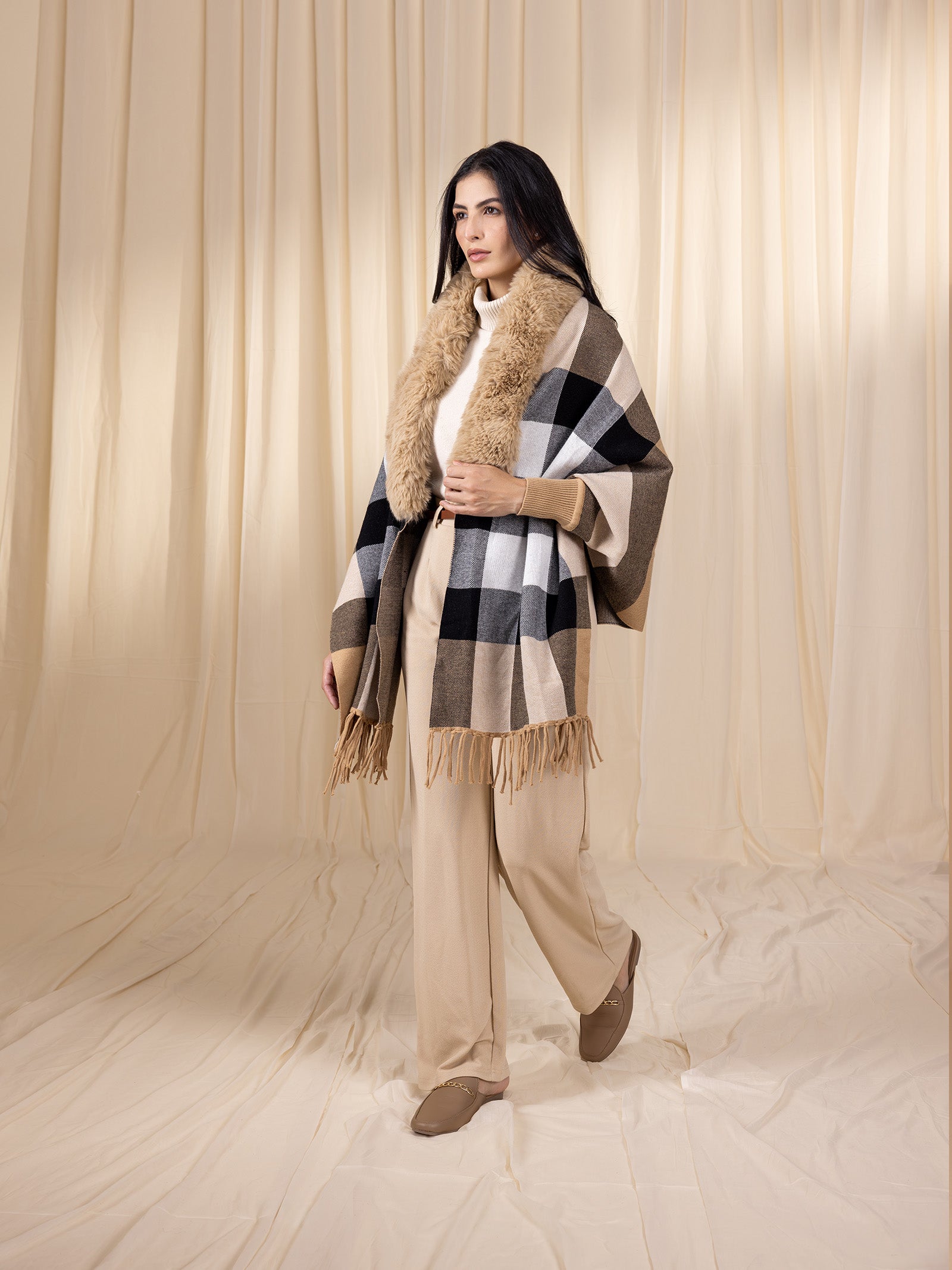 Woollen Checked Brown Cape