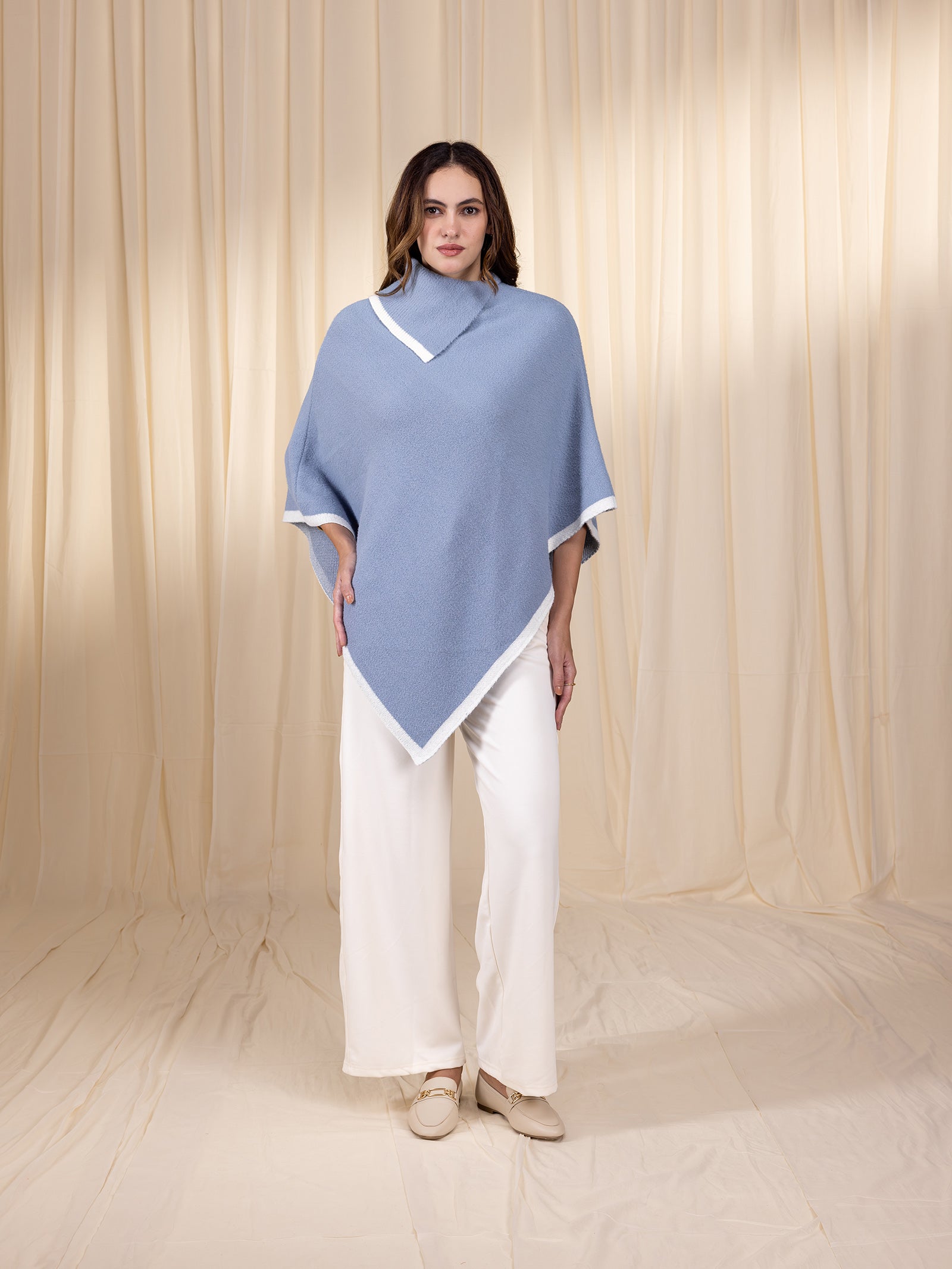Woollen Collared Poncho - Blueberry