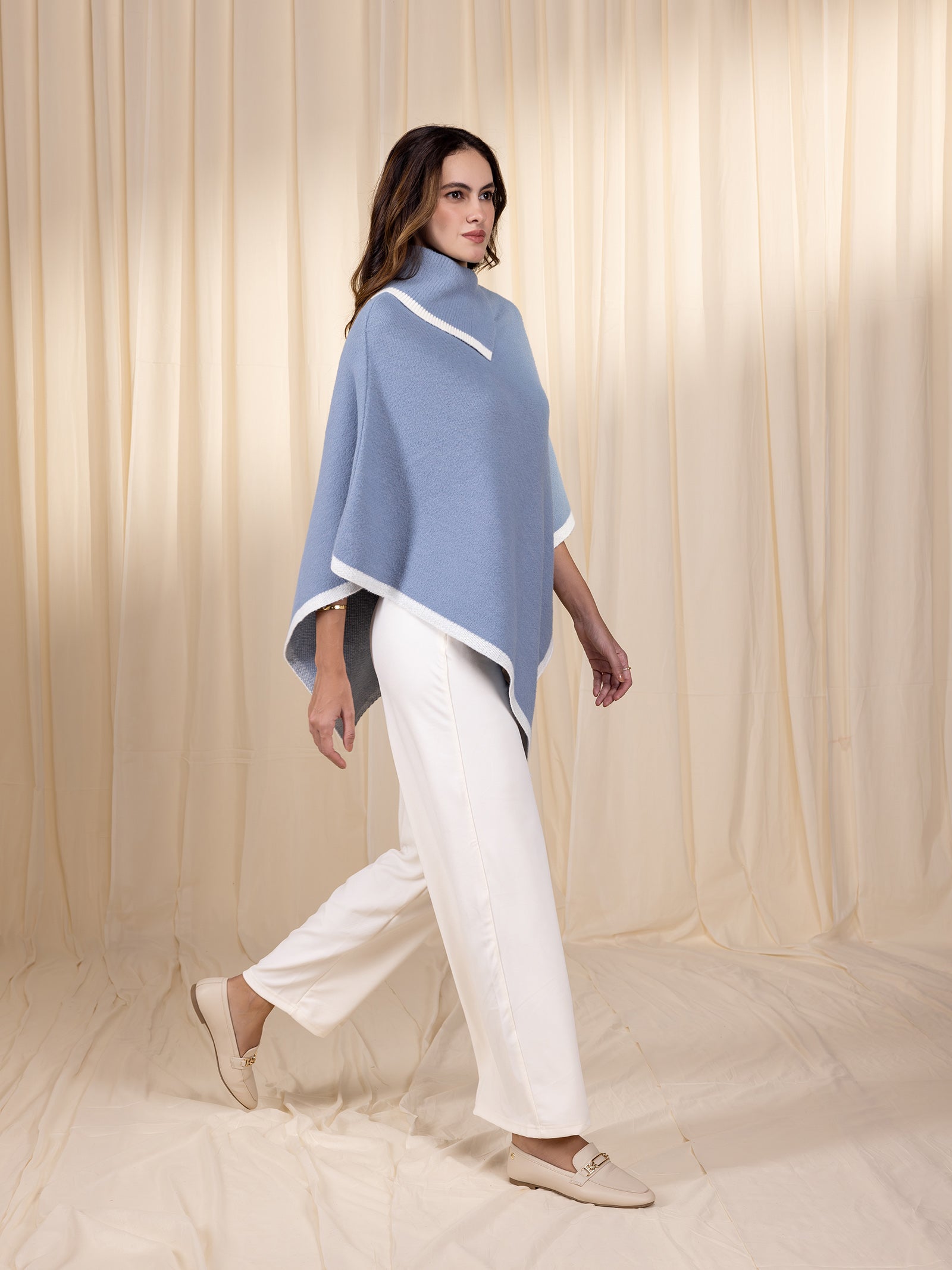 Woollen Collared Poncho - Blueberry