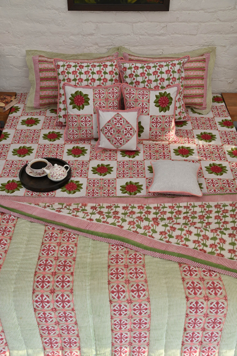 Indian Lotus Bed Cover-90"X108"